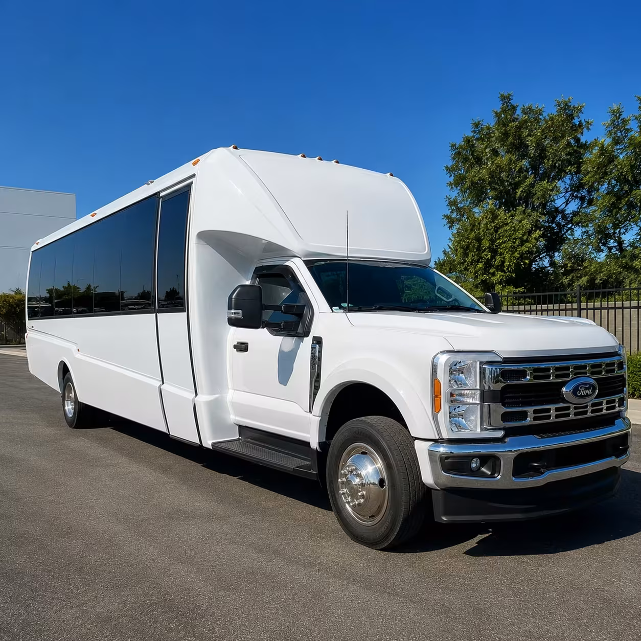 15 passenger minibus