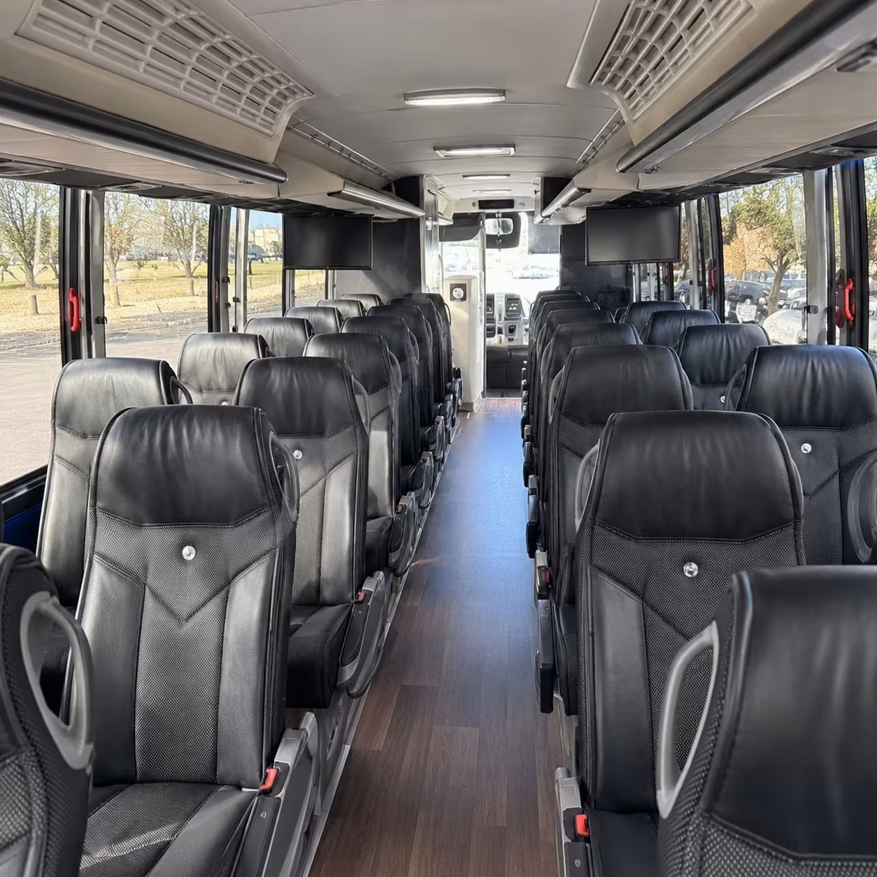 how the distance and duration of your trip affect charter bus rates in kissimmee